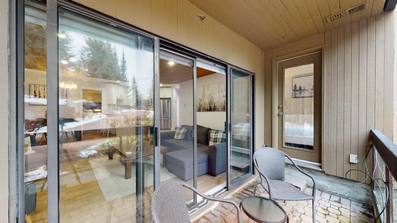 Ironwoods On Blueberry Hill By Whistler Blackcomb Vacation Rentals ภายนอก รูปภาพ